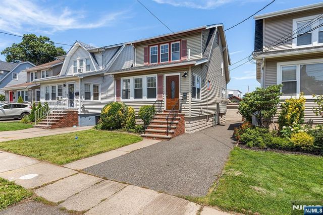 475 Nelson Avenue, Cliffside Park, NJ 07010