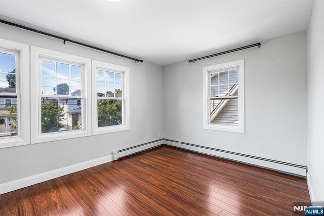 475 Nelson Avenue, Cliffside Park, NJ 07010