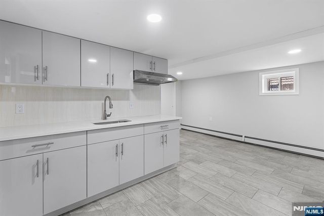 475 Nelson Avenue, Cliffside Park, NJ 07010