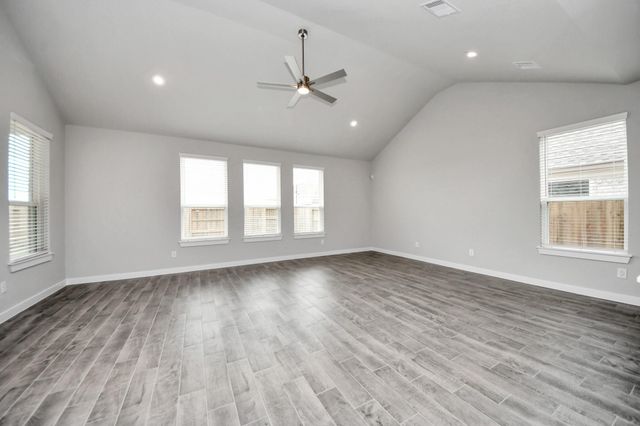 352 Ice Shore Trail, Dayton, TX 77535