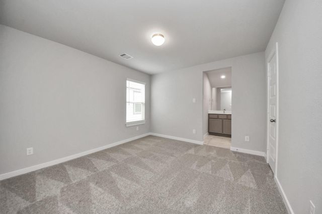 352 Ice Shore Trail, Dayton, TX 77535