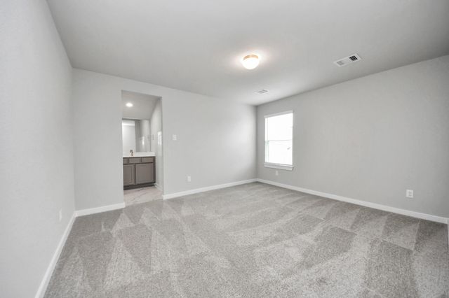 352 Ice Shore Trail, Dayton, TX 77535