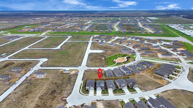 352 Ice Shore Trail, Dayton, TX 77535