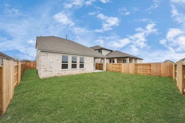 352 Ice Shore Trail, Dayton, TX 77535