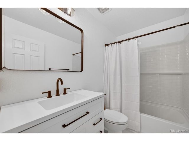 10481 Tucson St, Commerce City, CO 80022