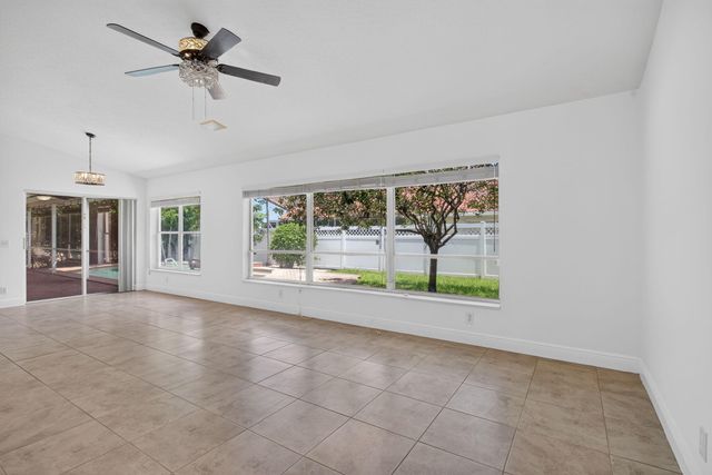 9175 NW 41st Manor, Coral Springs, FL 33065