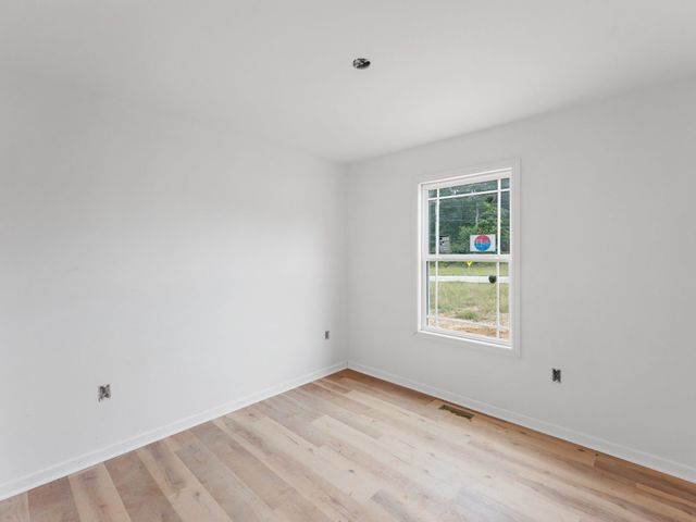 2959 Ingman Rd, Tracy City, TN 37387
