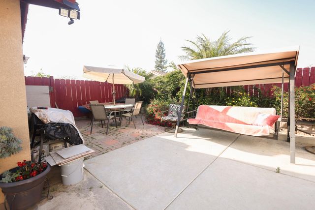 1686 Souza Street, Orange Cove, CA 93646