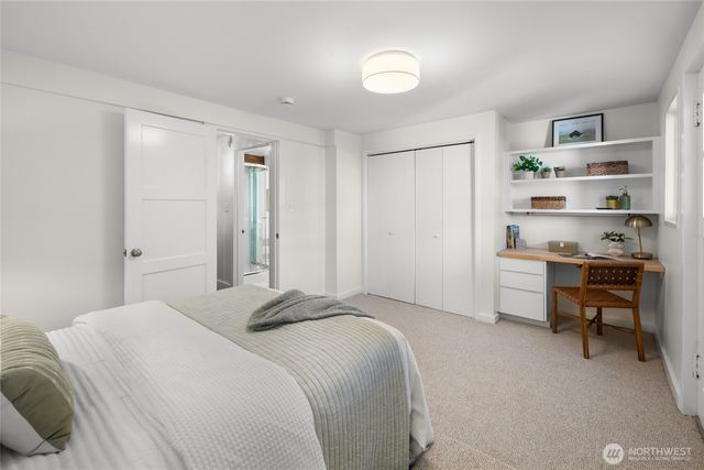 1560 NW Woodbine Way, Seattle, WA 98177