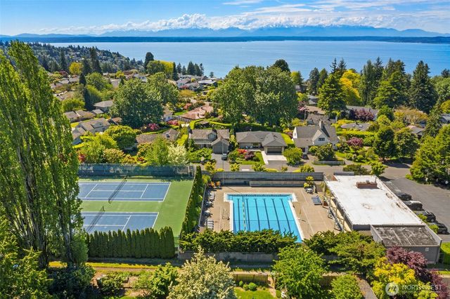 1560 NW Woodbine Way, Seattle, WA 98177