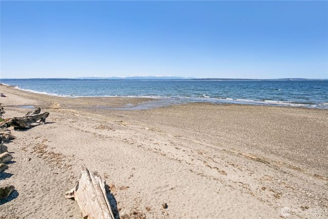 1560 NW Woodbine Way, Seattle, WA 98177