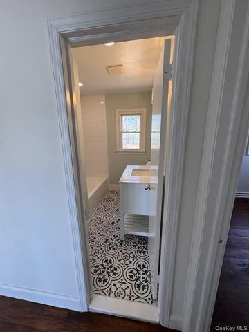 529 Elder Lane, Ronkonkoma, NY 11779