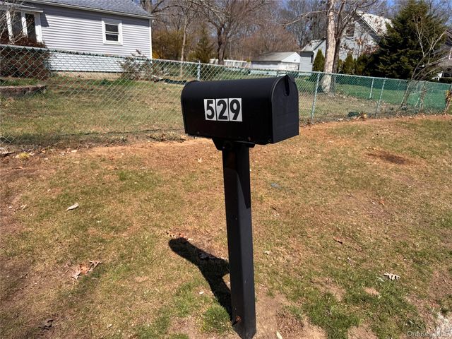 529 Elder Lane, Ronkonkoma, NY 11779