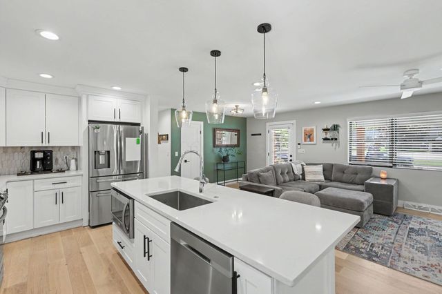 2124 Shoreham Road, Columbus, OH 43220
