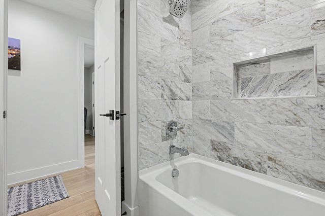2124 Shoreham Road, Columbus, OH 43220