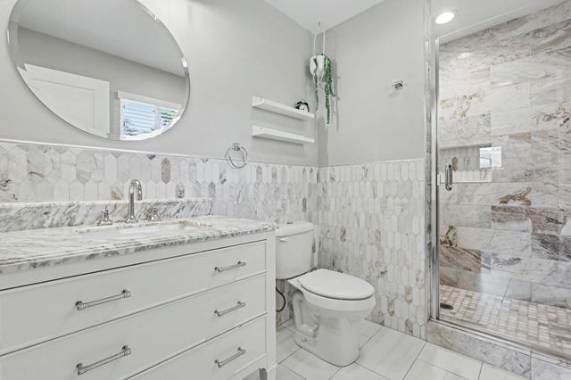 2124 Shoreham Road, Columbus, OH 43220