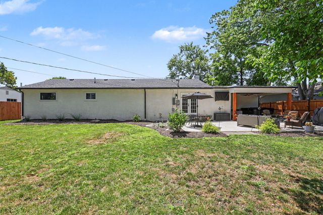 2124 Shoreham Road, Columbus, OH 43220