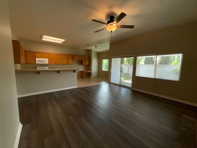 3178 Fiji Isl St, West Sacramento, CA 95691