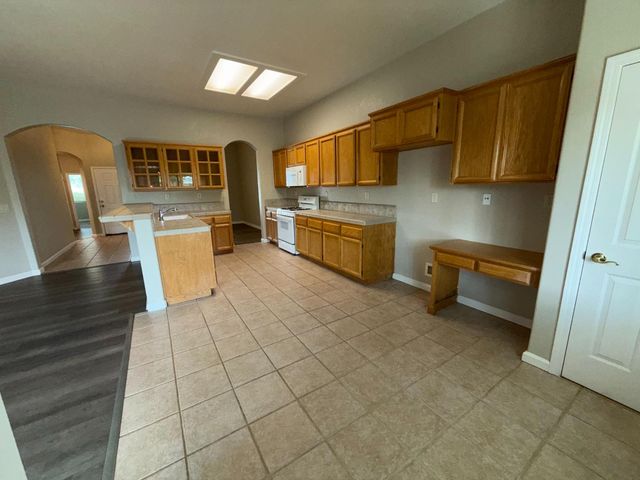 3178 Fiji Isl St, West Sacramento, CA 95691