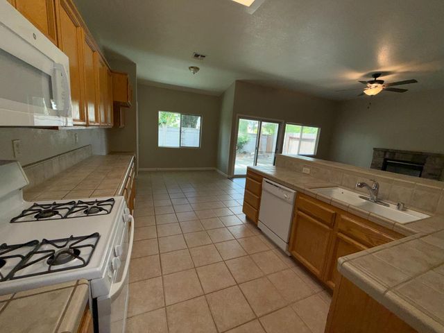 3178 Fiji Isl St, West Sacramento, CA 95691