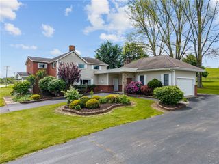 163 Banning Rd, Lower Tyrone Twp, PA 15428