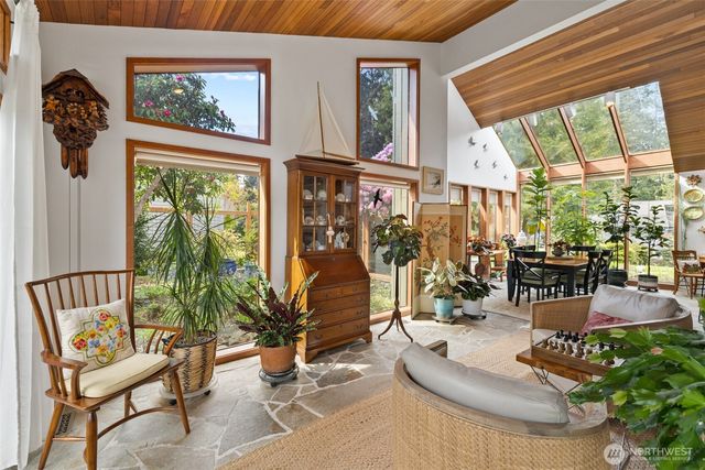 121 Fairway Place, Sequim, WA 98382