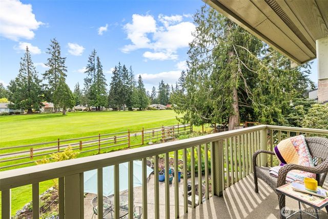 121 Fairway Place, Sequim, WA 98382