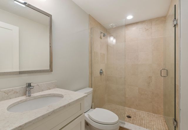 24 Dogwood Ln, Needham, MA 02492