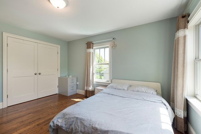 24 Dogwood Ln, Needham, MA 02492