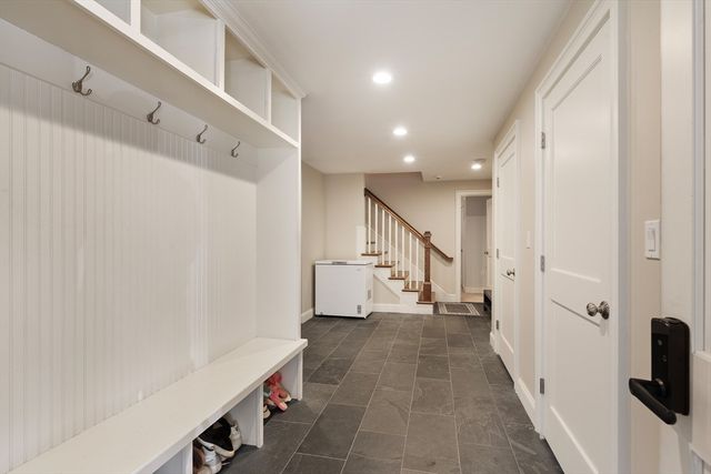 24 Dogwood Ln, Needham, MA 02492