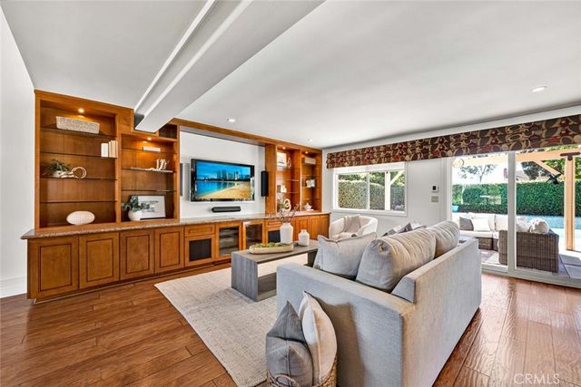 25 Bennington, Irvine, CA 92620