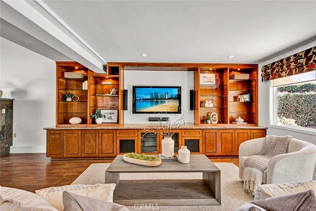 25 Bennington, Irvine, CA 92620