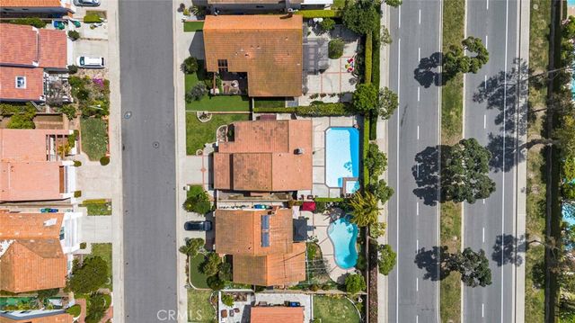 25 Bennington, Irvine, CA 92620