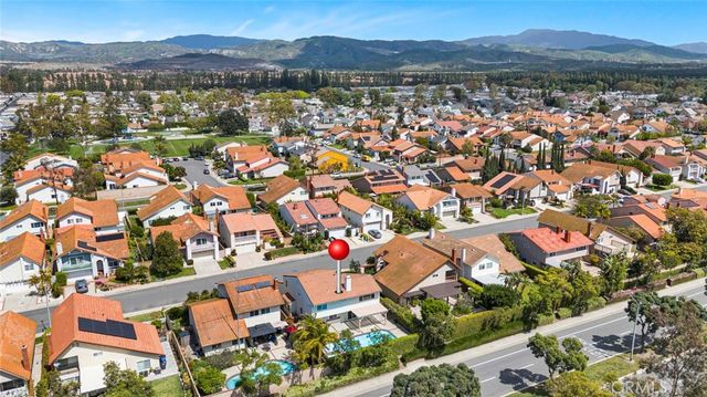 25 Bennington, Irvine, CA 92620