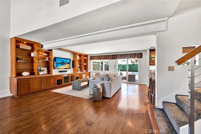 25 Bennington, Irvine, CA 92620