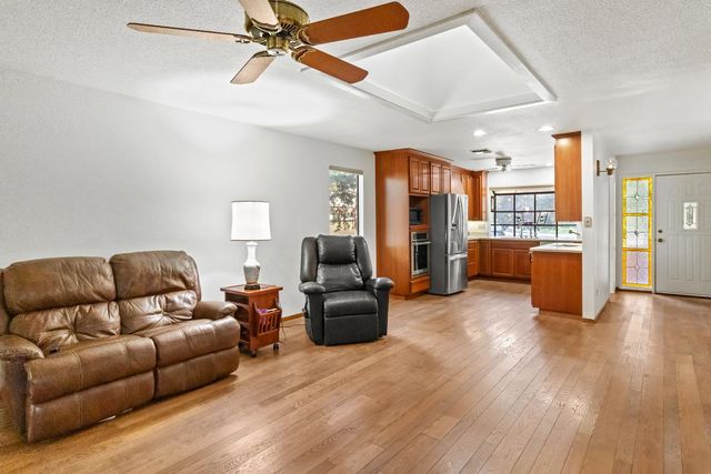 6543 Crosswoods Cir, Citrus Heights, CA 95621