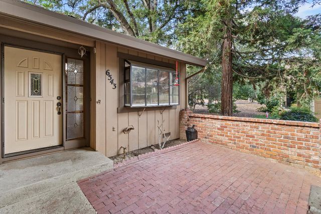 6543 Crosswoods Cir, Citrus Heights, CA 95621