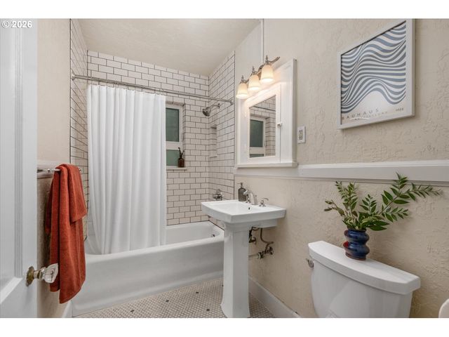 507 Nw 22ND Ave 207, Portland, OR 97210