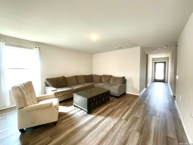 5902 Larkspur Valley, San Antonio, TX 78218