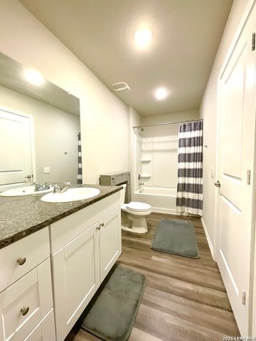 5902 Larkspur Valley, San Antonio, TX 78218