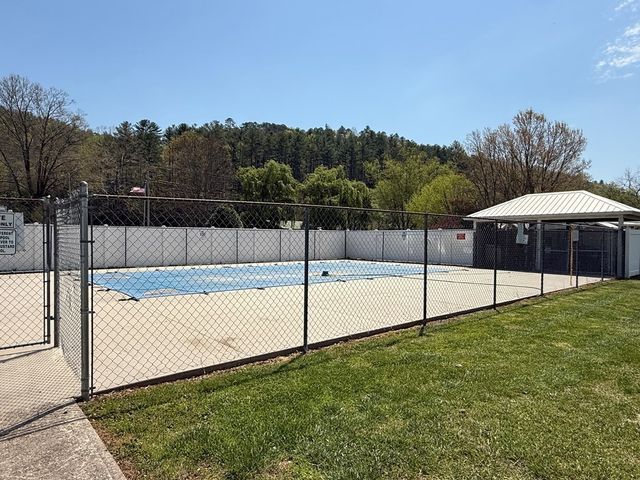 4368 Riverbank Run, Hiawassee, GA 30546