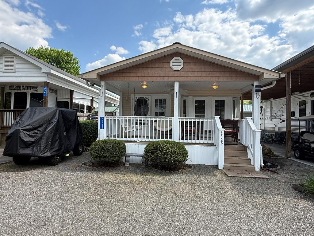 4368 Riverbank Run, Hiawassee, GA 30546