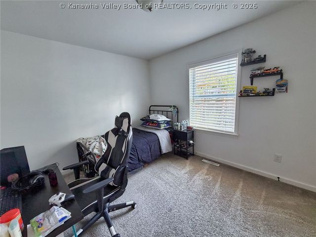 35 Grimm Street, Charleston, WV 25302