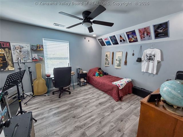 35 Grimm Street, Charleston, WV 25302