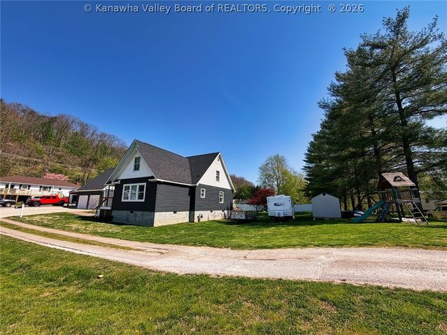 35 Grimm Street, Charleston, WV 25302