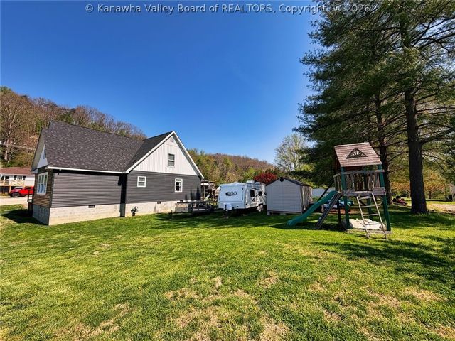 35 Grimm Street, Charleston, WV 25302