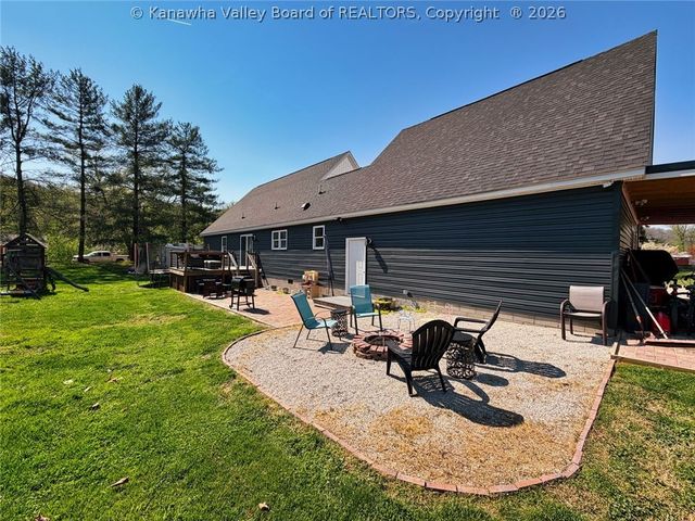 35 Grimm Street, Charleston, WV 25302