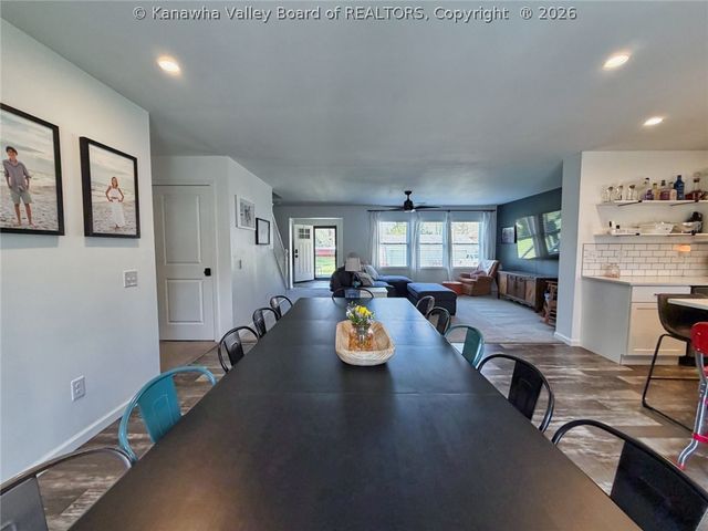 35 Grimm Street, Charleston, WV 25302