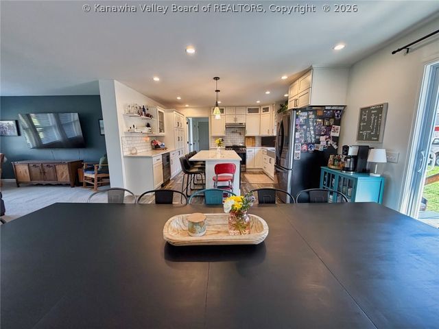 35 Grimm Street, Charleston, WV 25302