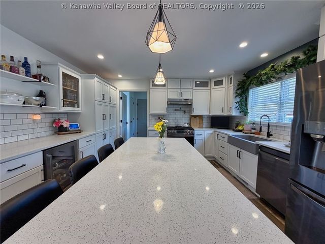 35 Grimm Street, Charleston, WV 25302